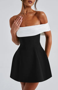 Elena | Robe élégante avec nœud